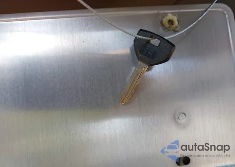 2001 Chrysler Voyager from USA, damaged, VIN 1C4GJ25B21B219372